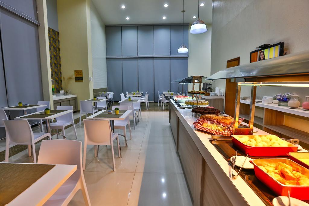 Comfort Hotel Тагуатинга Экстерьер фото
