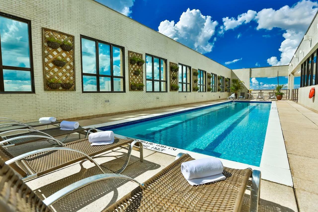Comfort Hotel Тагуатинга Экстерьер фото